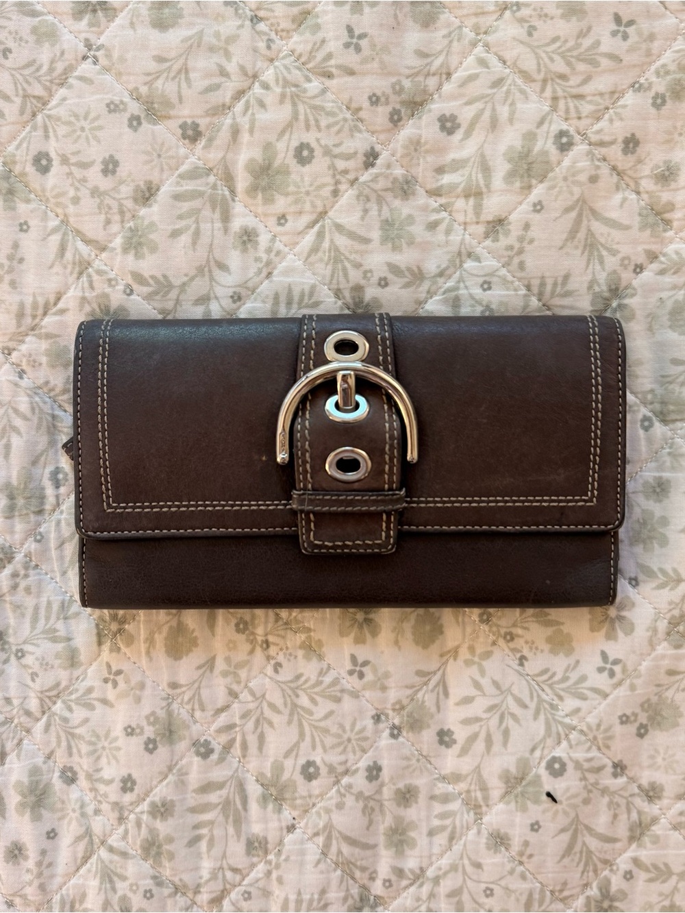 Vintage Coach brown soho leather wallet